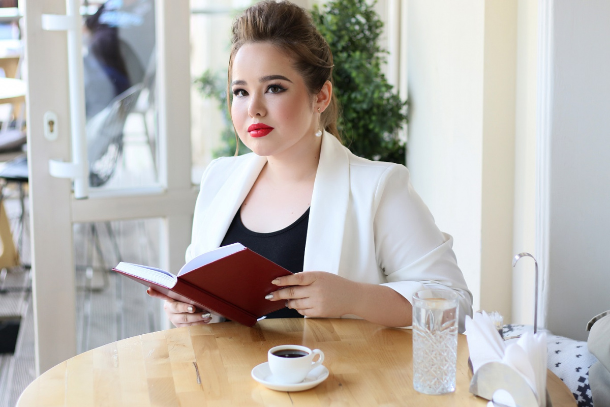 ПОИСК РАБОТЫ. Как фото в резюме влияет на карьеру? - Новости Fashion Box
<!--'start_frame_cache_3JiYAU'--> – фото № 10