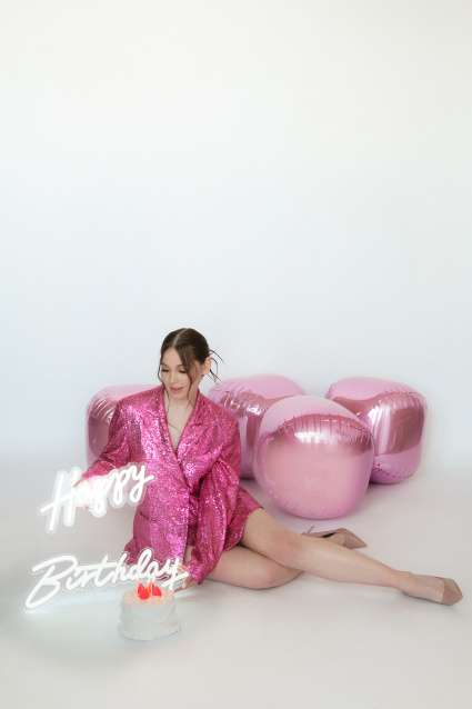 Заказать фотосессию в студии для именинника от сети фотостудий Fashion Box в Челябинске 

 – фото № 7