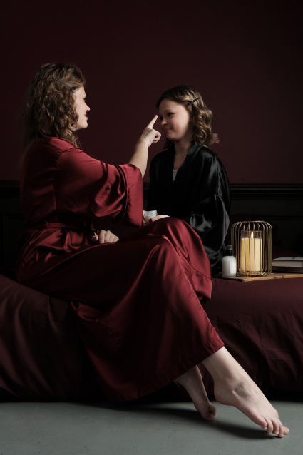 Заказать семейную фотосессию в студии с детьми сеть в Челябинске от фотостудии Fashion Box

 – фото № 15