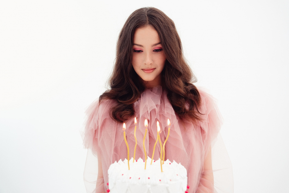 Заказать фотосессию в студии для именинника от сети фотостудий Fashion Box в Челябинске 

 – фото № 1