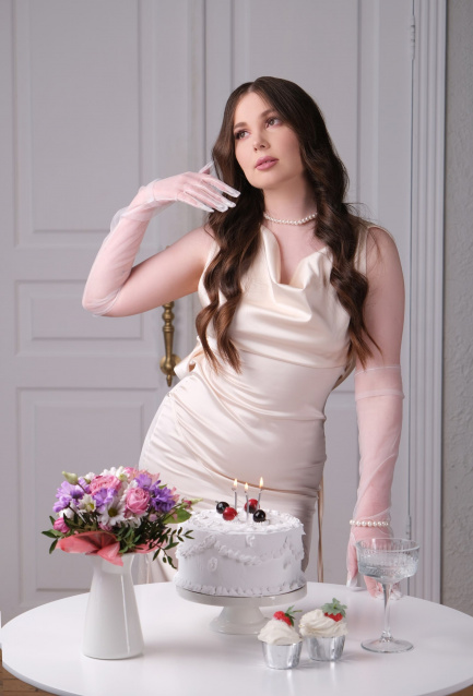 Заказать фотосессию в студии для именинника от сети фотостудий Fashion Box в Челябинске 

 – фото № 11