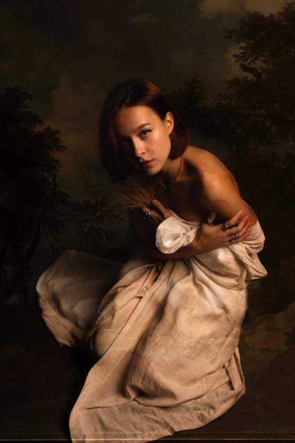 Заказать индивидуальную фотосессию в 2-х образах в Челябинске по отличным ценам от компании Fashion Box

 – фото № 16