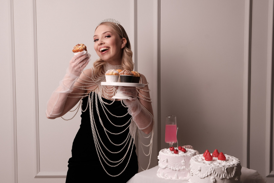 Заказать фотосессию в студии для именинника от сети фотостудий Fashion Box в Челябинске 

 – фото № 3